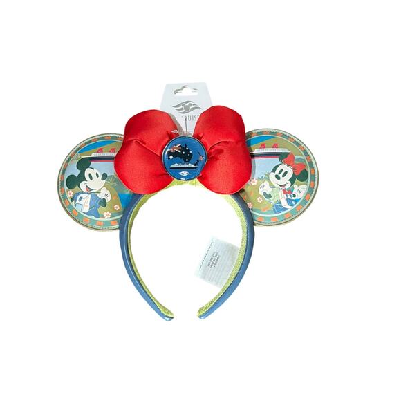Disney Christmas 2025 Lil Rin Rin Plush Badge Red New